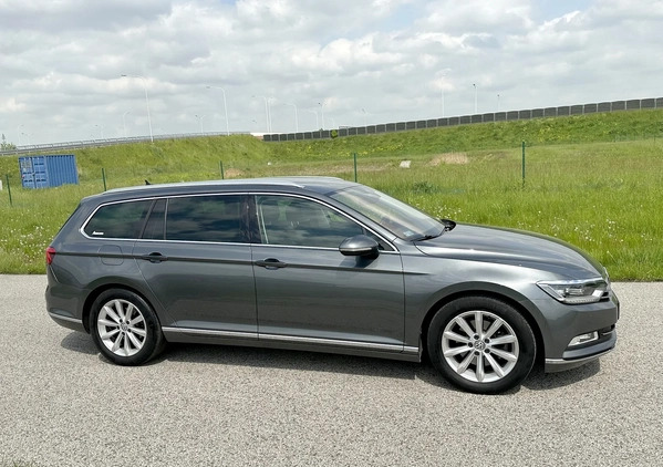 Volkswagen Passat cena 59999 przebieg: 246000, rok produkcji 2016 z Nowa Ruda małe 46